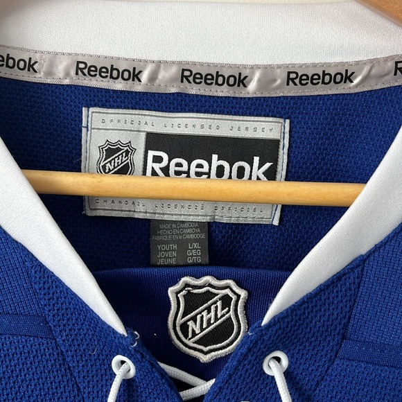 Kids Toronto Maple Leafs Jersey - Picture 4 of 4